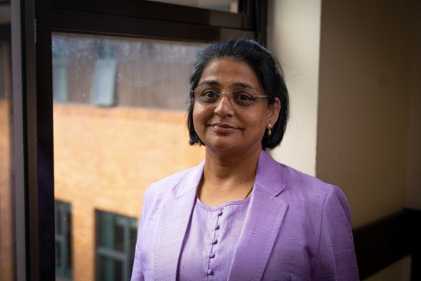 Portrait of Indu Deglurkar